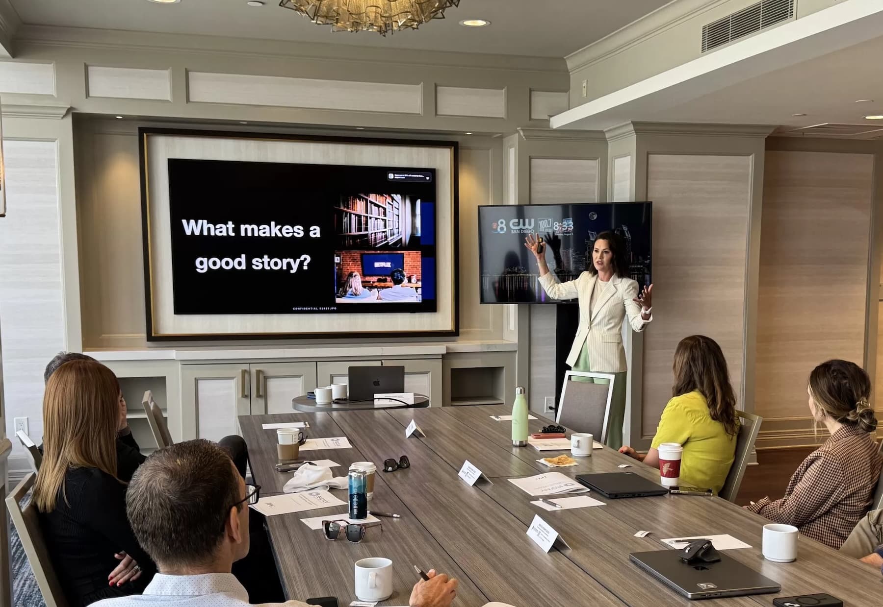 kathryn janicek coaching a group of leaders in the art of public speaking